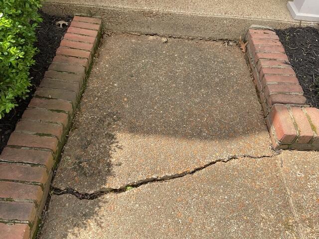 Concrete Sidewalk Sinking