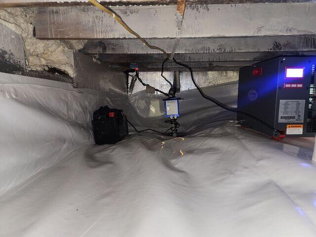 Sump Pump & Dehumdifier