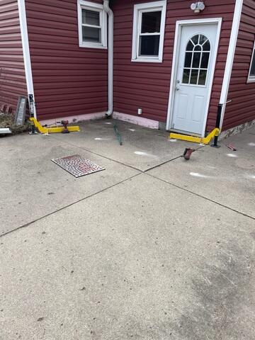 During Concrete Lifting with PolyLevel® Foam Injection