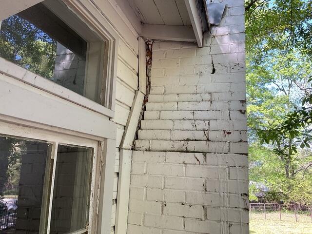 Chimney Separating from Home Structure