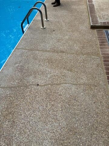 Concrete Cracks Sealed