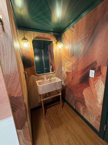 Pink chic Bathroom
