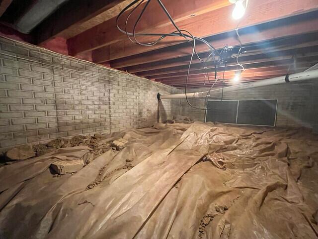 Before Crawlspace Encapsulation