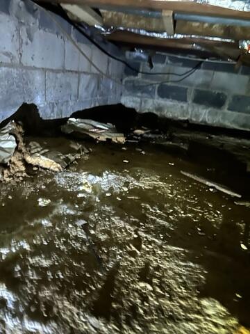 Wet Crawl Space