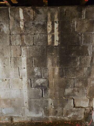 Signes of Foundation Settlement inside the Basement