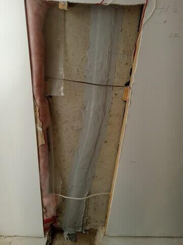 Drainage foam and flexible sealant