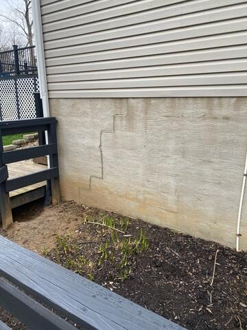 Signs of Foundation Settlement in Cedarville, OH