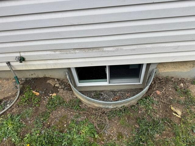 Everlast Window Insert