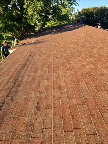 Crew getting ready to remove the shingles.