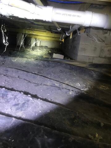 Wet Crawl Space in Burkesville, KY