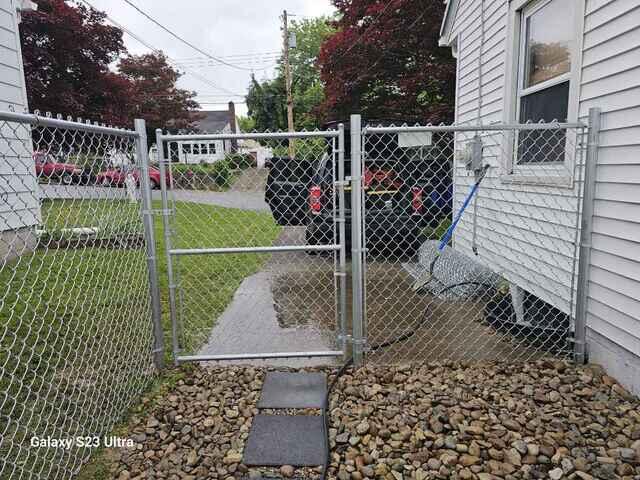 5' High Galvanized Chain Link Fence/ (1) Gate