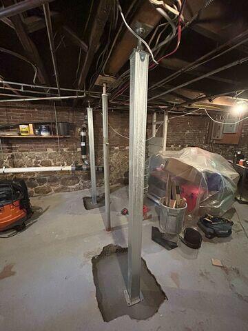 SmartJacks Installed to Main Beam