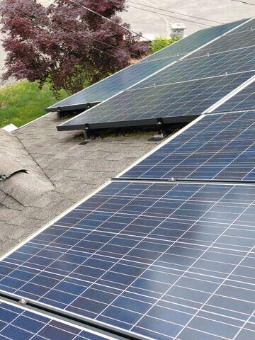 Roof and Solar before cleaning
