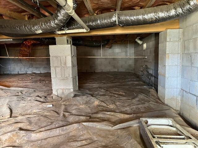 Wet Crawl Space in Williamstown, KY