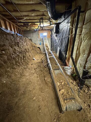 Excavation with Conveyor System