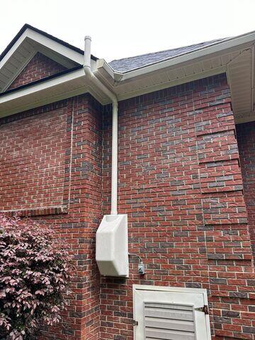 Radon Fan with Cover