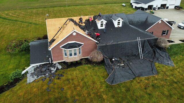 Roofers in Winchester, OH