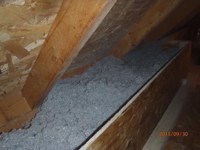 Installing Insulation Dams