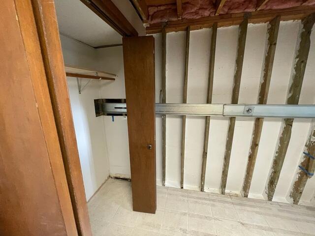 Wall Anchor Installed Behind Finished Surface