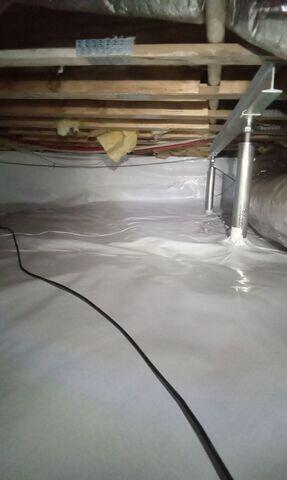 Moisture Blocking Liner Paired with SmartJack Support Posts