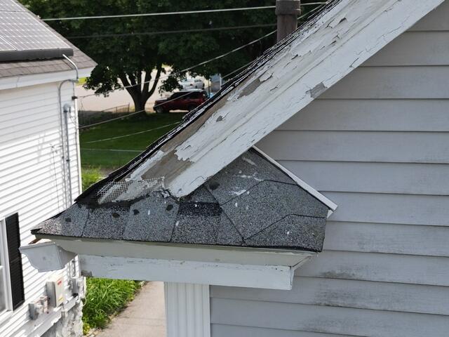 Crumbling Fascia