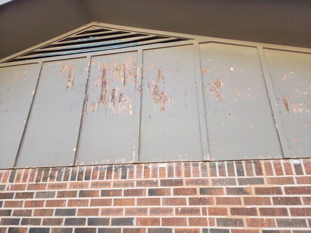 Damages to the gable.