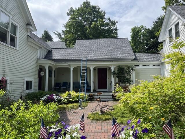 Gutter Replacement in Progress