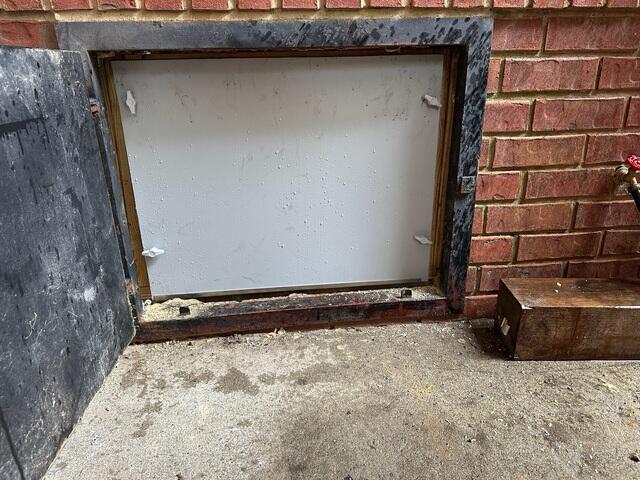 Everlast Crawlspace Door