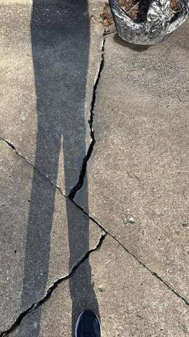 Large Concrete Cracks