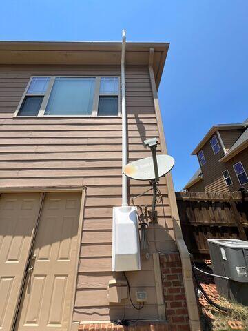 Radon Fan with Cover