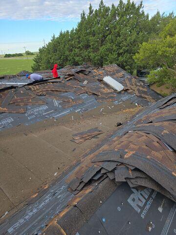 Beginning the process of Removing the roof.
