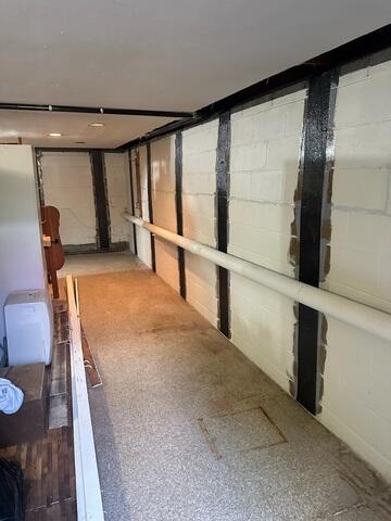 Wall Straps