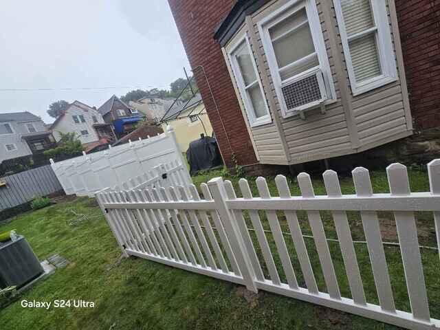 4' High Olympic Straight Picket Fence White Vinyl Fence.