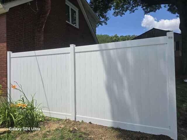 6' Acadia Privacy White Vinyl Fence