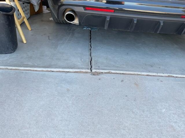 Arizona City garage floor concrete joint crack