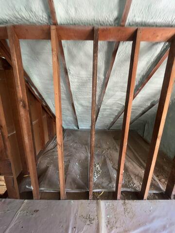 Roof deck spray foam
