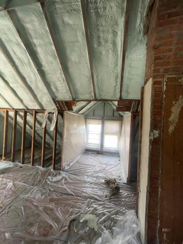 Roof deck spray foam