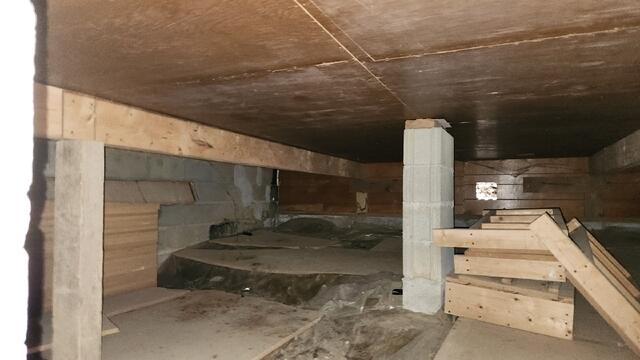 The Initial Crawl Space