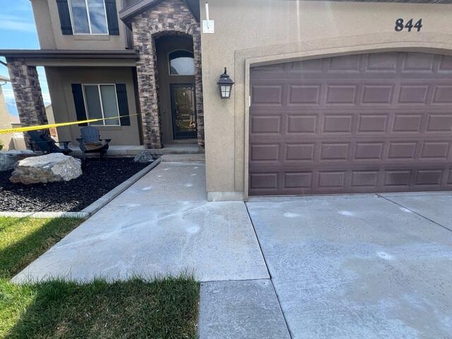 Concrete driveway repair with Polylevel