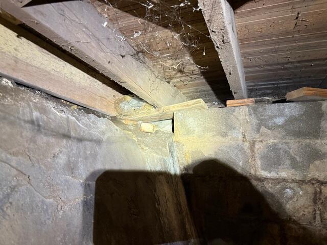 Signs of Foundation Instability