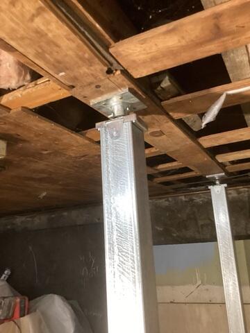 SmartJacks Secured to Main Beam
