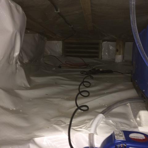 Crawlspace in Plainville, Ma