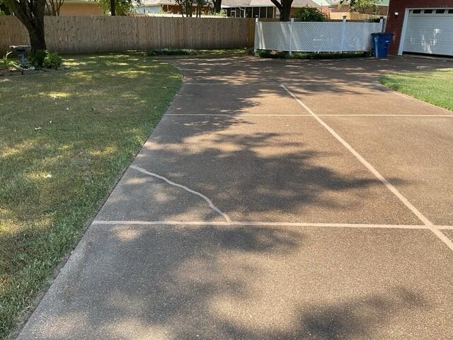 Driveway Cracks and Joints Sealed