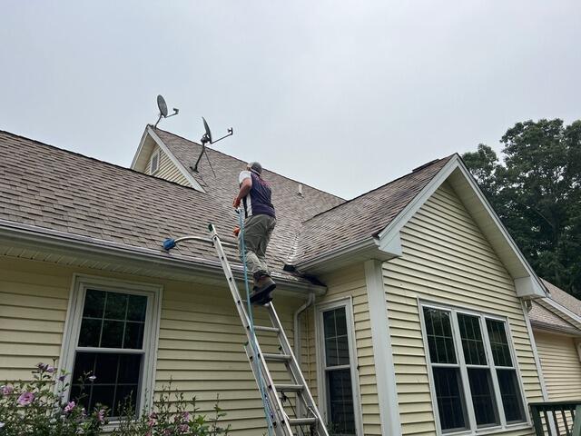 Roof Cleaning