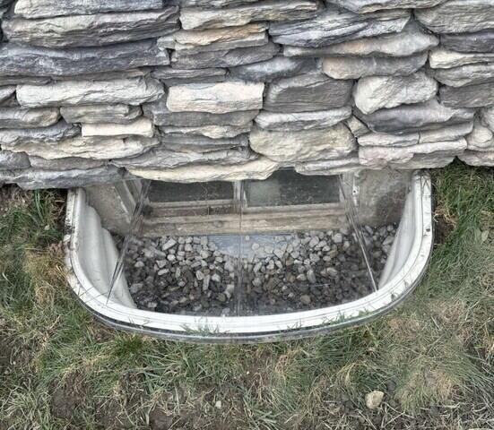 Sunhouse Window Enclosure