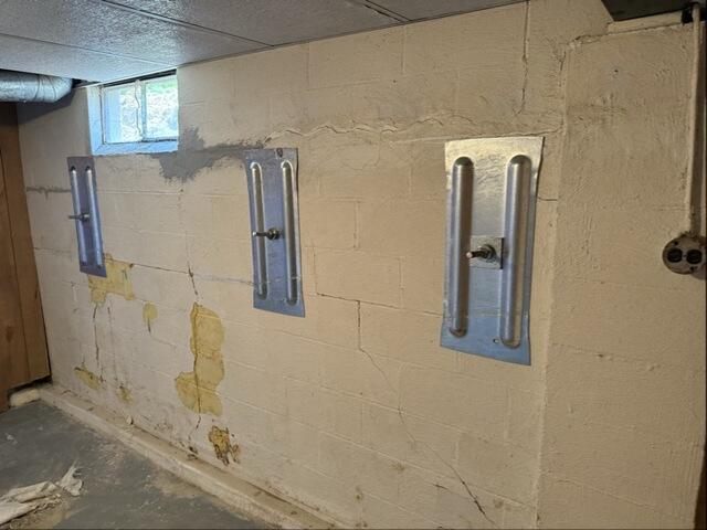 Shifting Wall