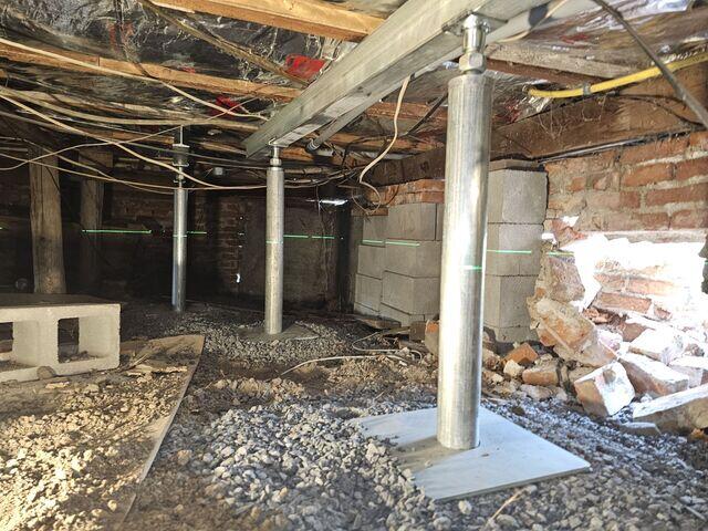 SmartJacks© To Repair This Home's Structural Integrity