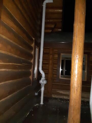 Fan Location & Primary Venting Stack