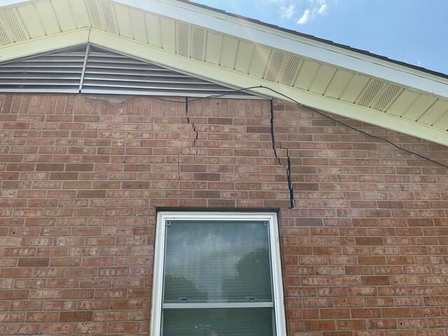 Exterior Brick Cracking