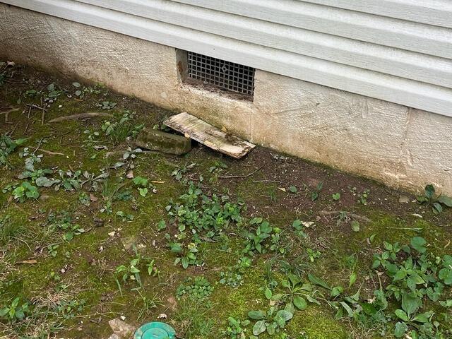 Crawl Space Vents